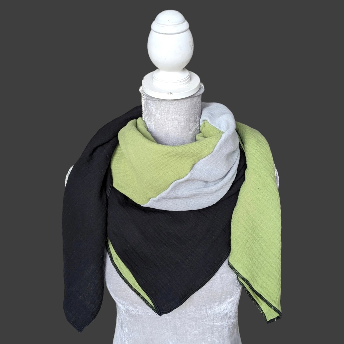Musselin Halstuch Damen - Grün-Grau-Schwarz - Traum Tuch