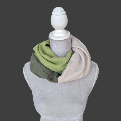 Sommer-Tuch - Grün-Beige-Khaki bestickt