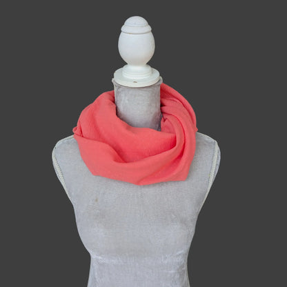Sommer-Tuch - Neon Coral bestickt