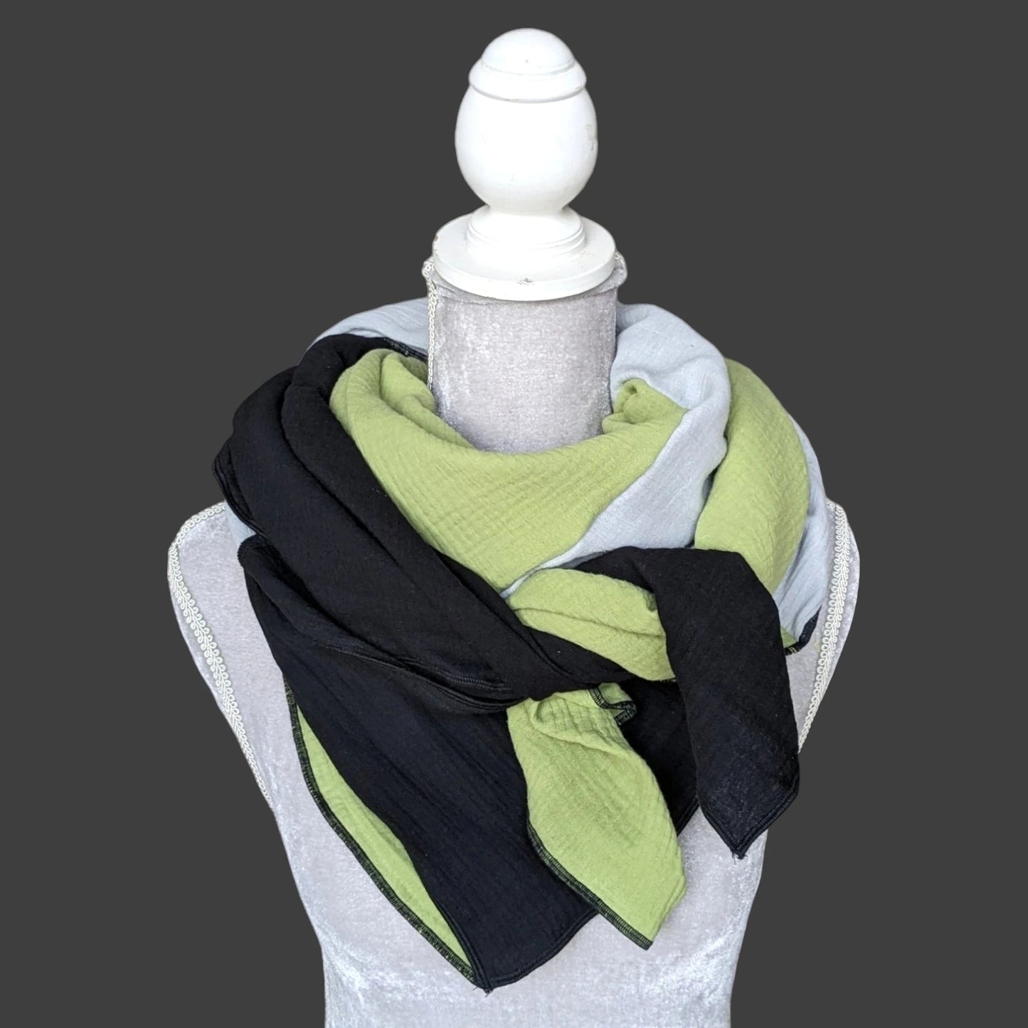 Musselin Halstuch Damen - Grün-Grau-Schwarz - Traum Tuch