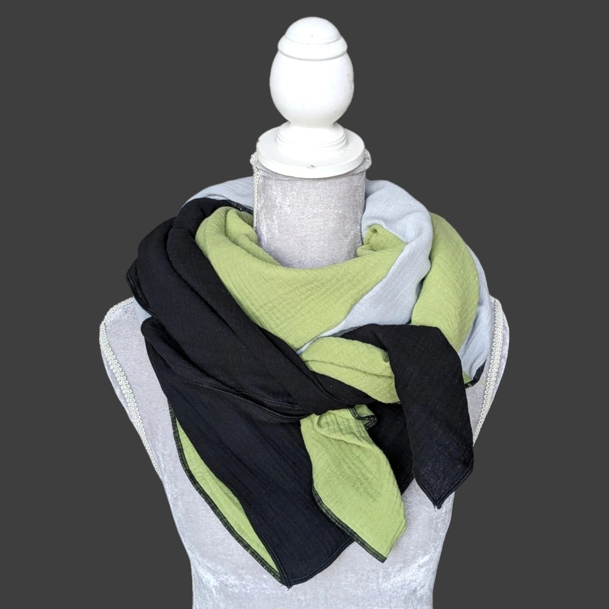 Musselin Halstuch Damen - Grün-Grau-Schwarz - Traum Tuch